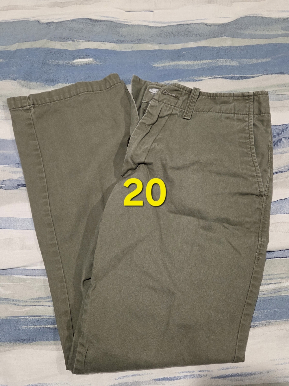 Old Navy Men's Olive Chino Pants